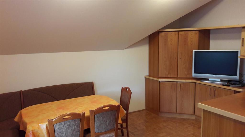 Ferienwohnung Tourist Farm Škrbina Otočec Exterior foto