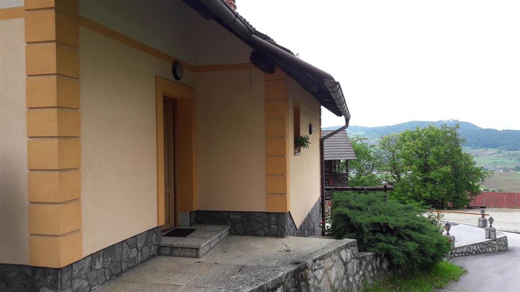 Ferienwohnung Tourist Farm Škrbina Otočec Exterior foto
